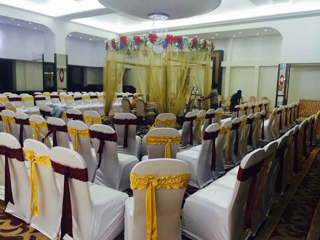 The Nagpur Ashok Hotel Ngoại thất bức ảnh